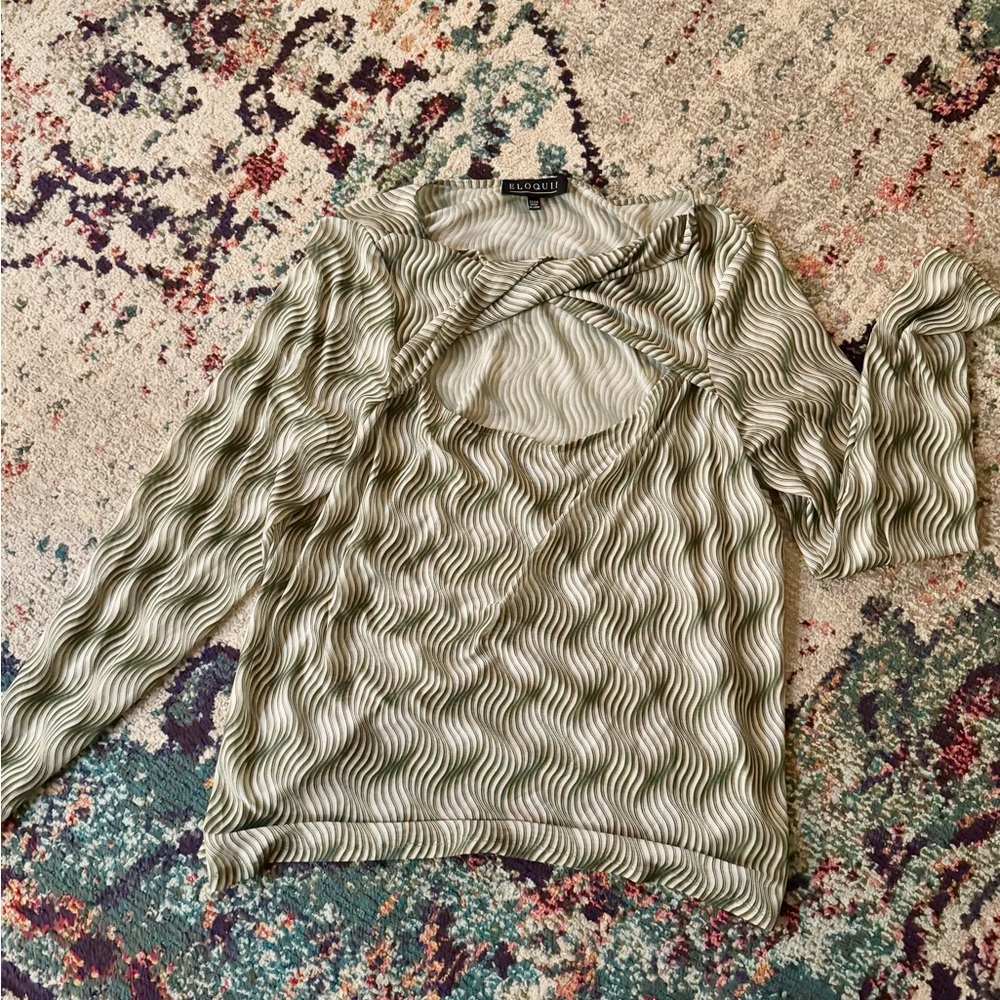 Eloquii Cut Out Green Geometric Wave Sheer Top
